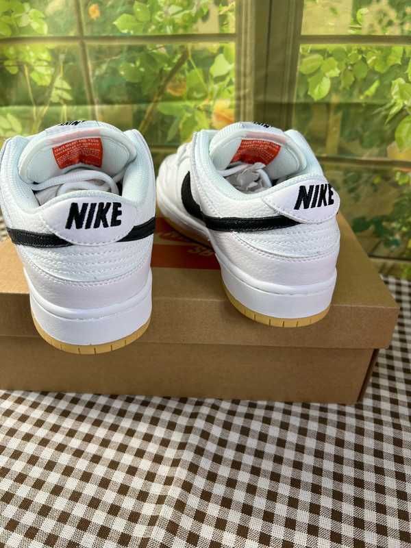 Dunk Low SB ISO White 38