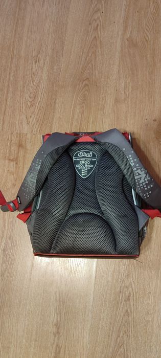 Рюкзака Olli для молодшого шкільного віку посилена жорсткими вставками