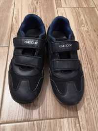 Buty sneakersy dziecięce Geox 34