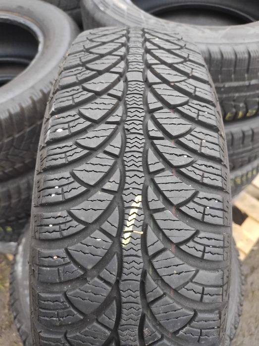 Шины зима 175/70R14.