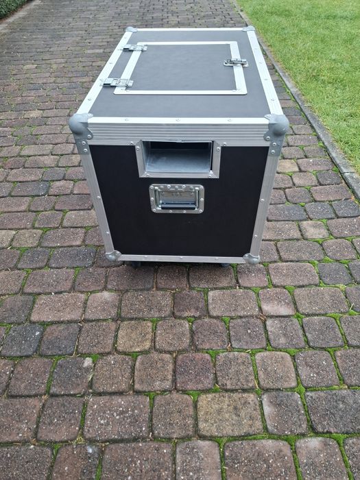 Wytwornica ciężkiego dymu na suchy lód