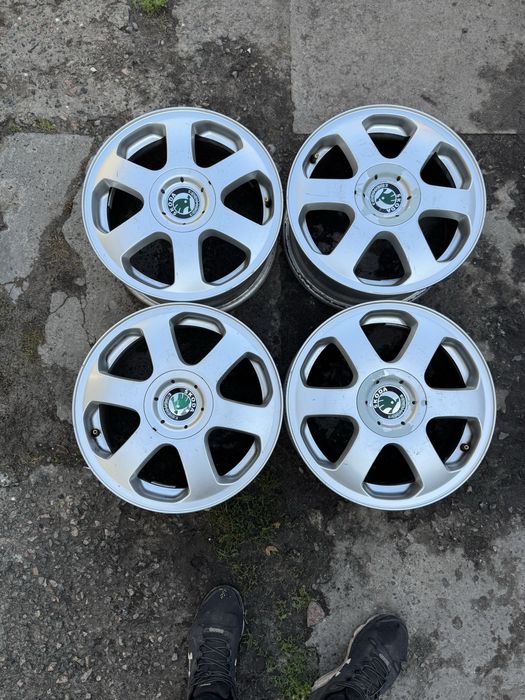 Диски r15 5/100 skoda original