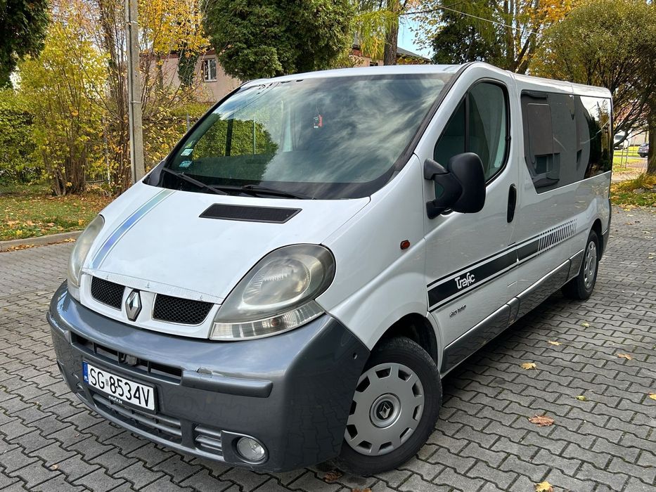 Renault Trafic 1.9 dci 100km Klimatyzacja 9 osób LONG Zdrowy Sprawny