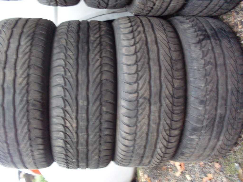 - Opony 4 szt Barum Brawuris 195/50r15