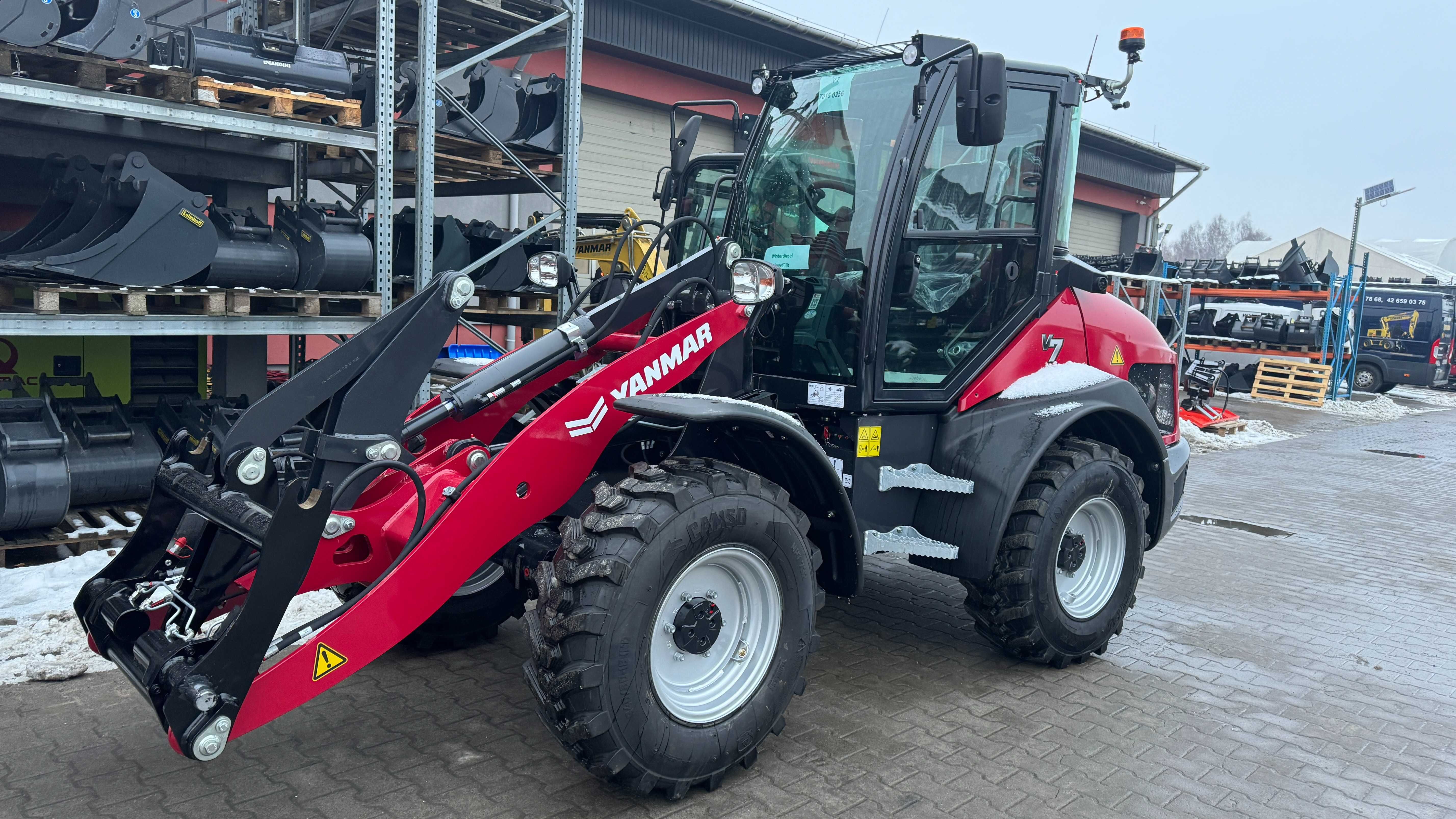 Ładowarka przegubowa Yanmar V7/5-ATO od największego DEALERA