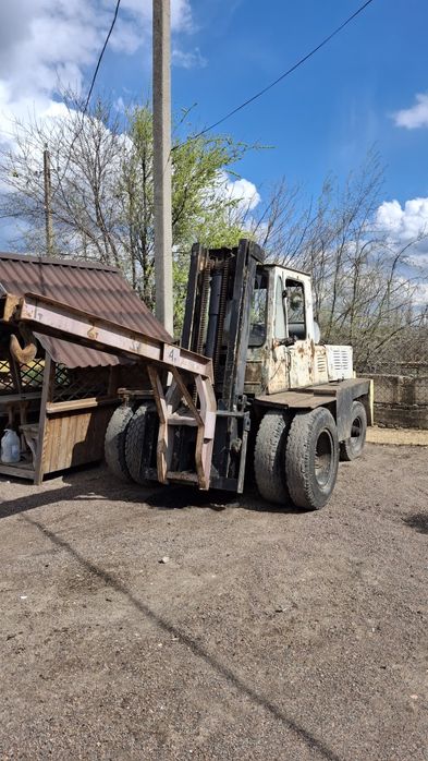 Львовский погрузчик.