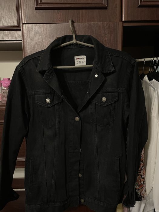 Джинсова куртка унісекс розмір l