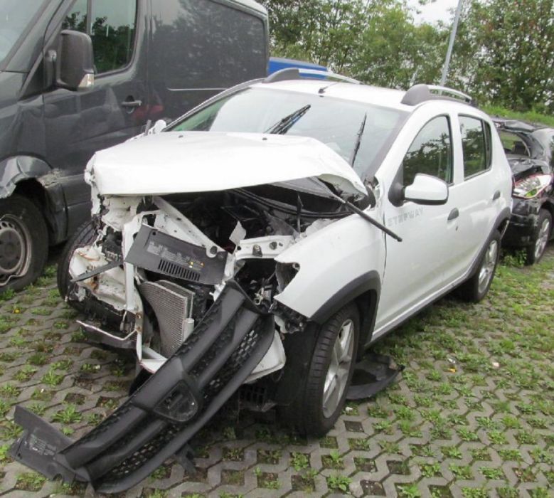 Авторазборка Dacia Sandero II Stepway Сандеро Степвей 2 шрот разборка