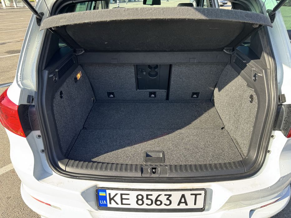 Volkswagen Tiguan SPORT R-LINE