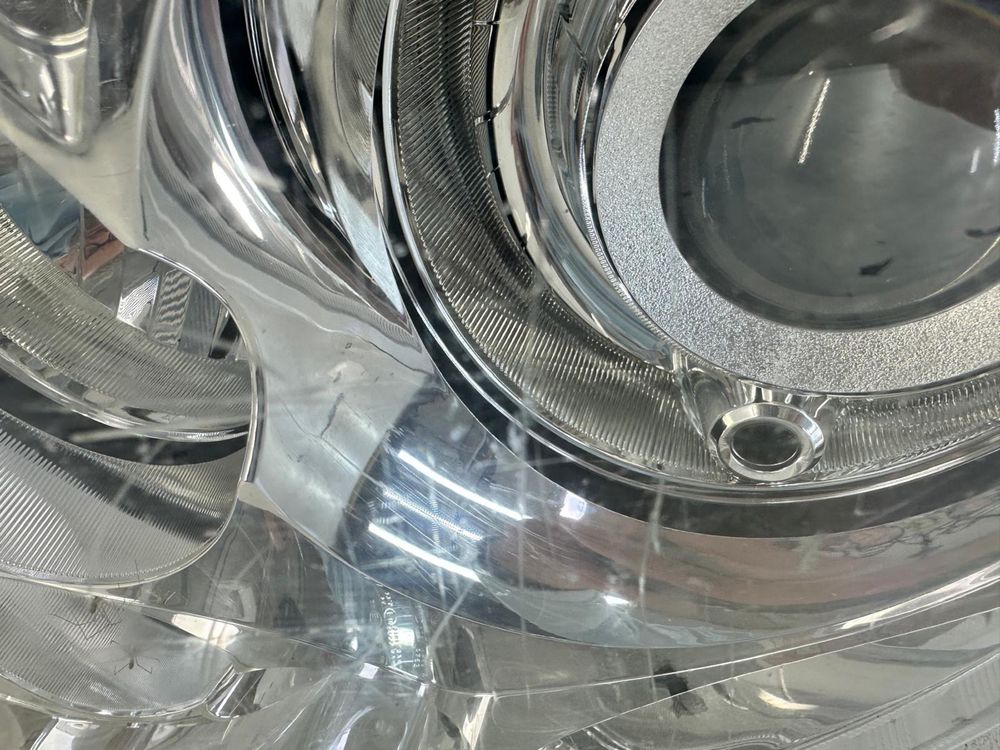 Mercedes Actros Antos Arocs MP4 Lampa lewa Bixenon xenon lewy przód