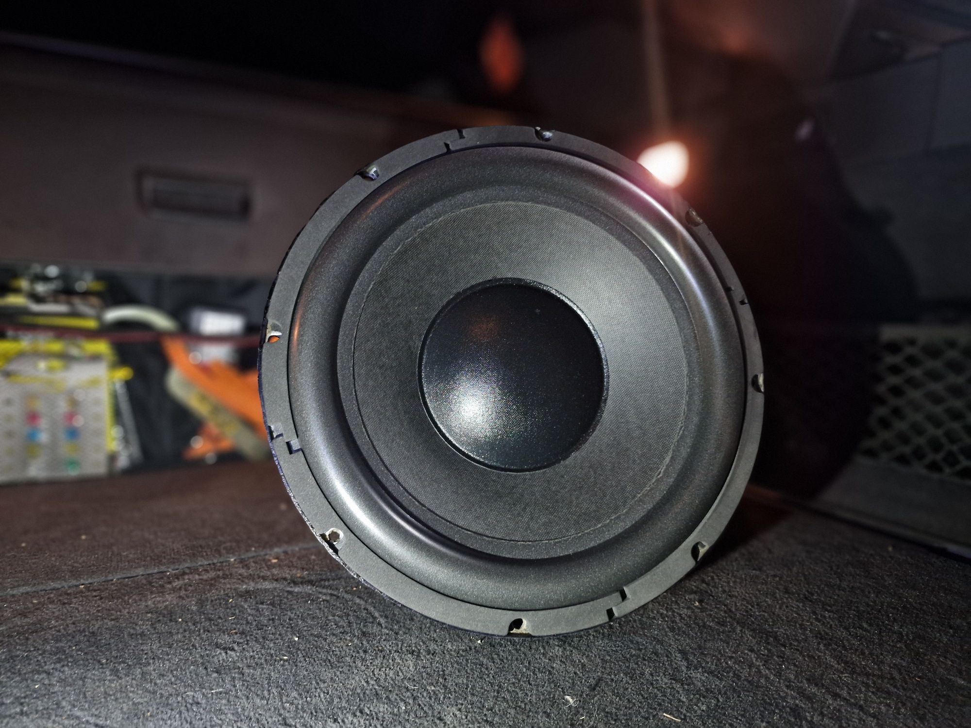 Skrzynia basowa subwoofer tuba Głośnik 30 cm Audio System R12 400 Rms