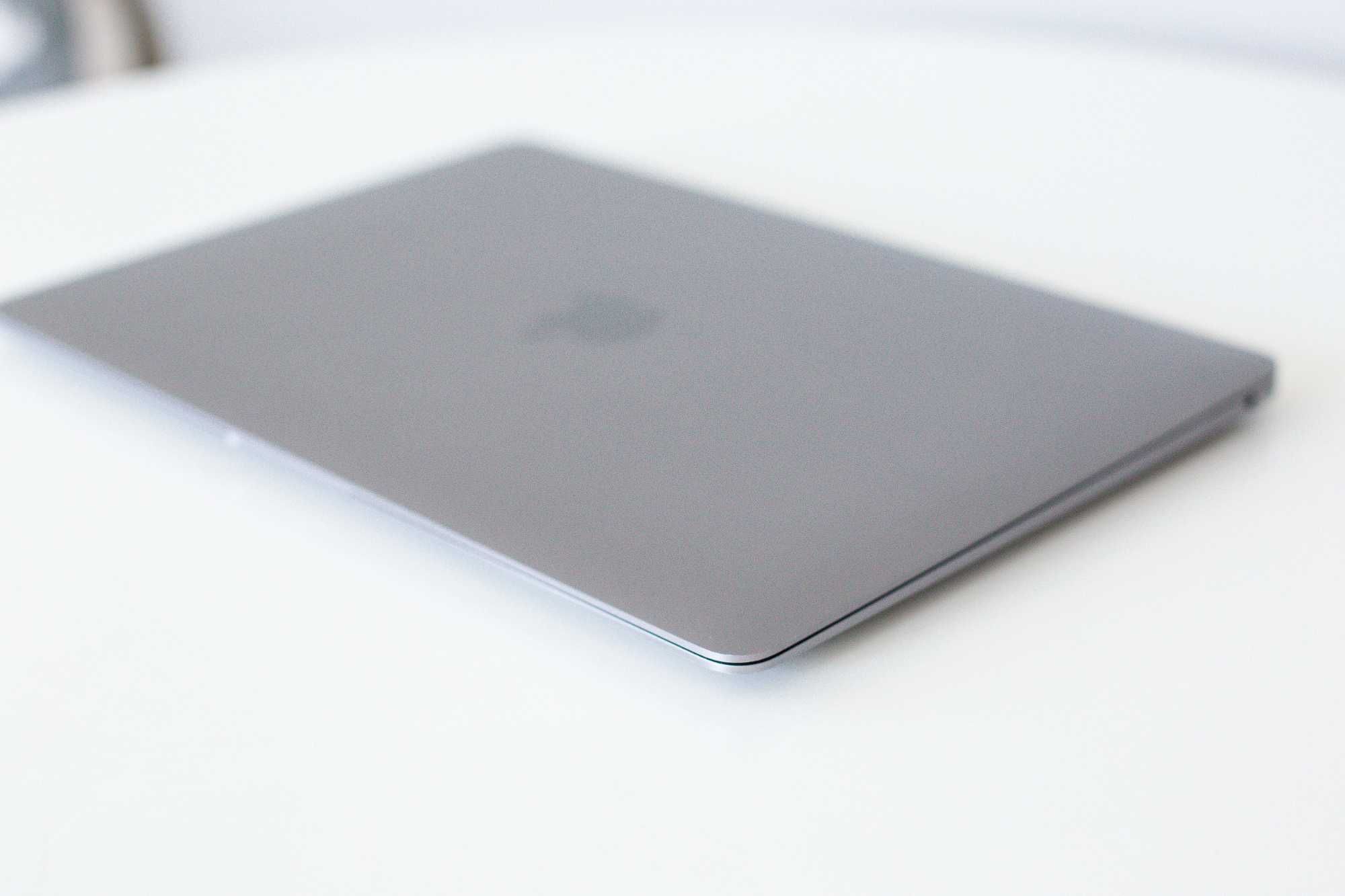 Apple MacBook Air 13” M1 (MGN73), RAM 8 GB / SSD 512 GB Space Grey