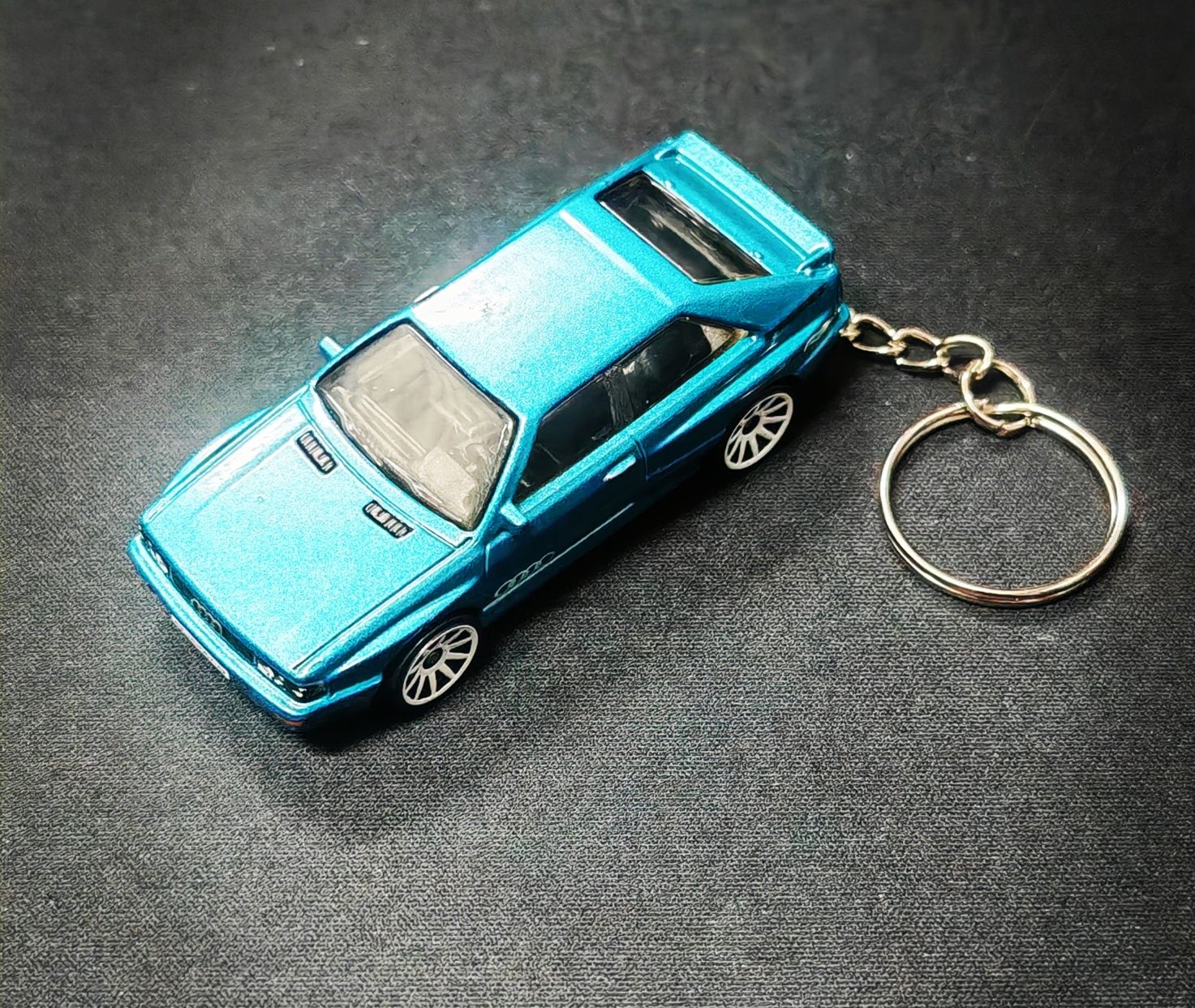 Brelok hot wheels '87 Audi Quattro