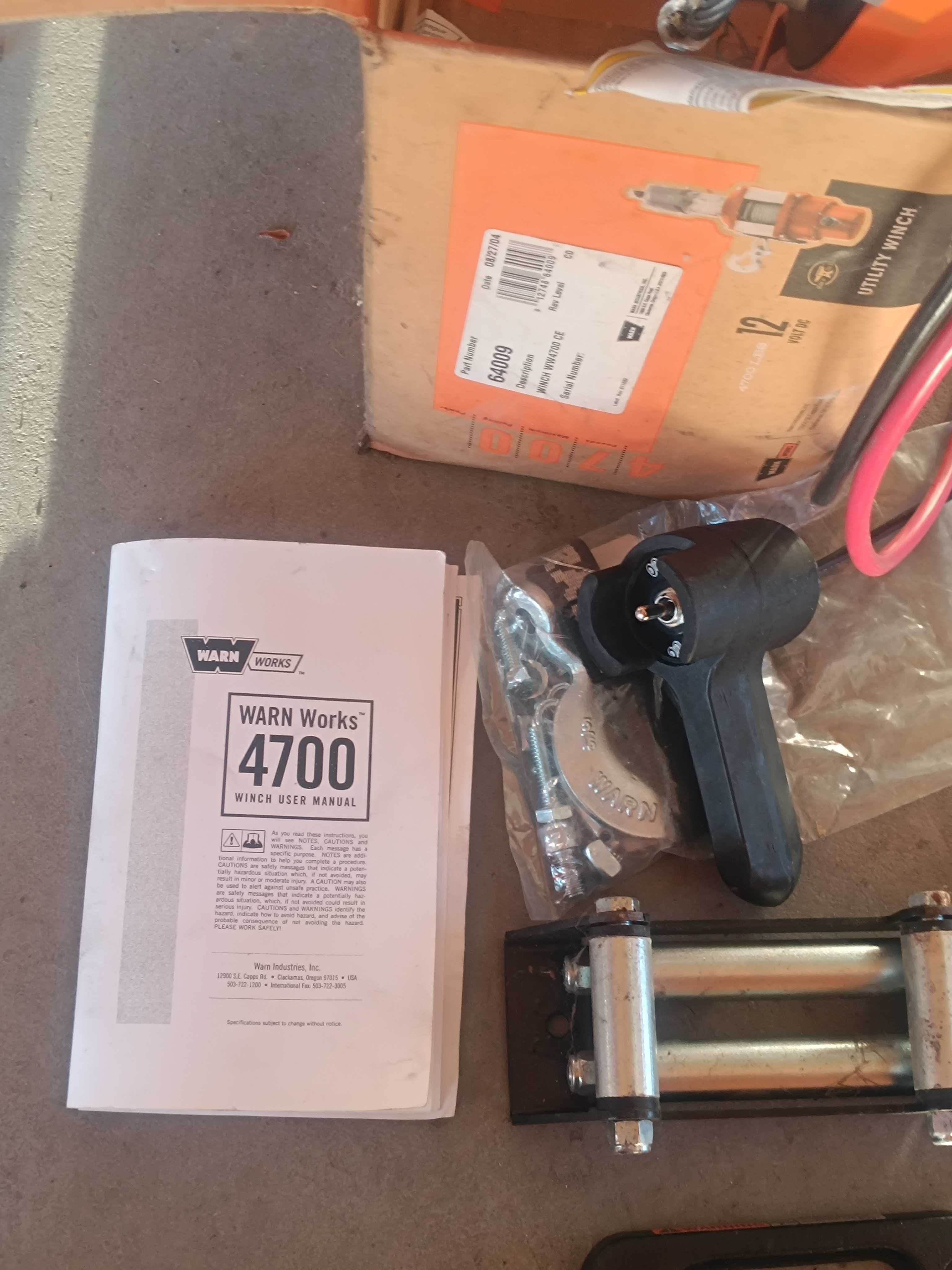 Guincho eléctrico 12 v 3.175 kg para jipe ou camião