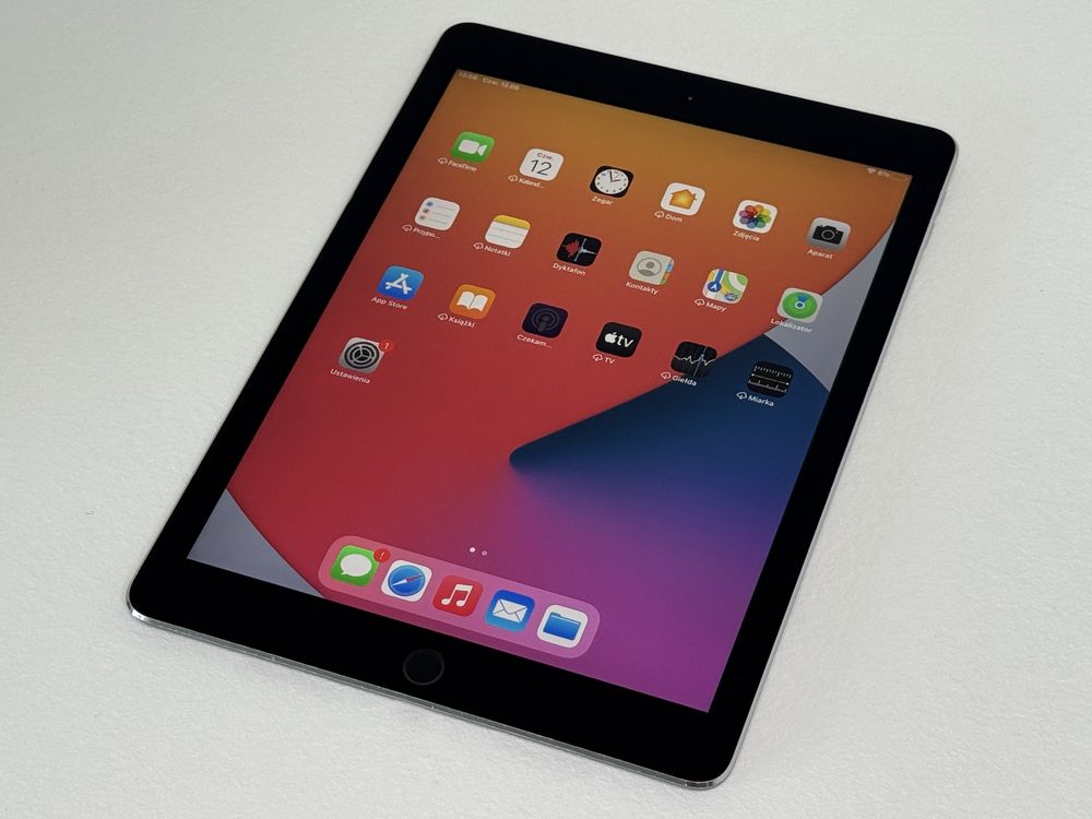 iPad Pro 9.7 (A1674) - 32GB - Cellular (LTE) - faktura VAT 23%