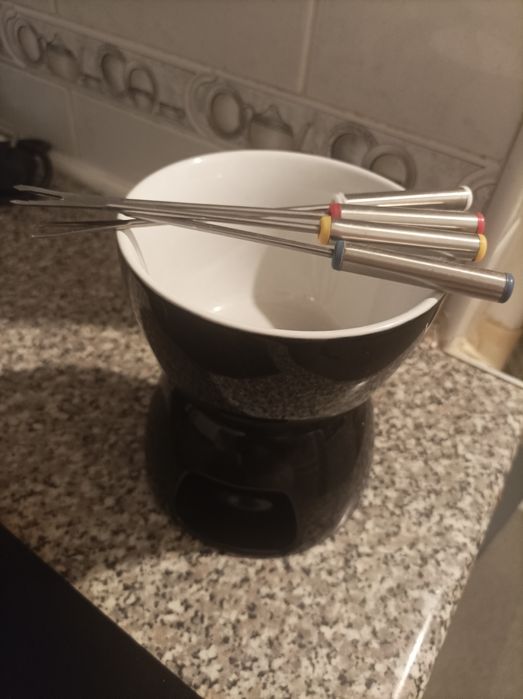 Foundue de Chocolate com 4 Garfos