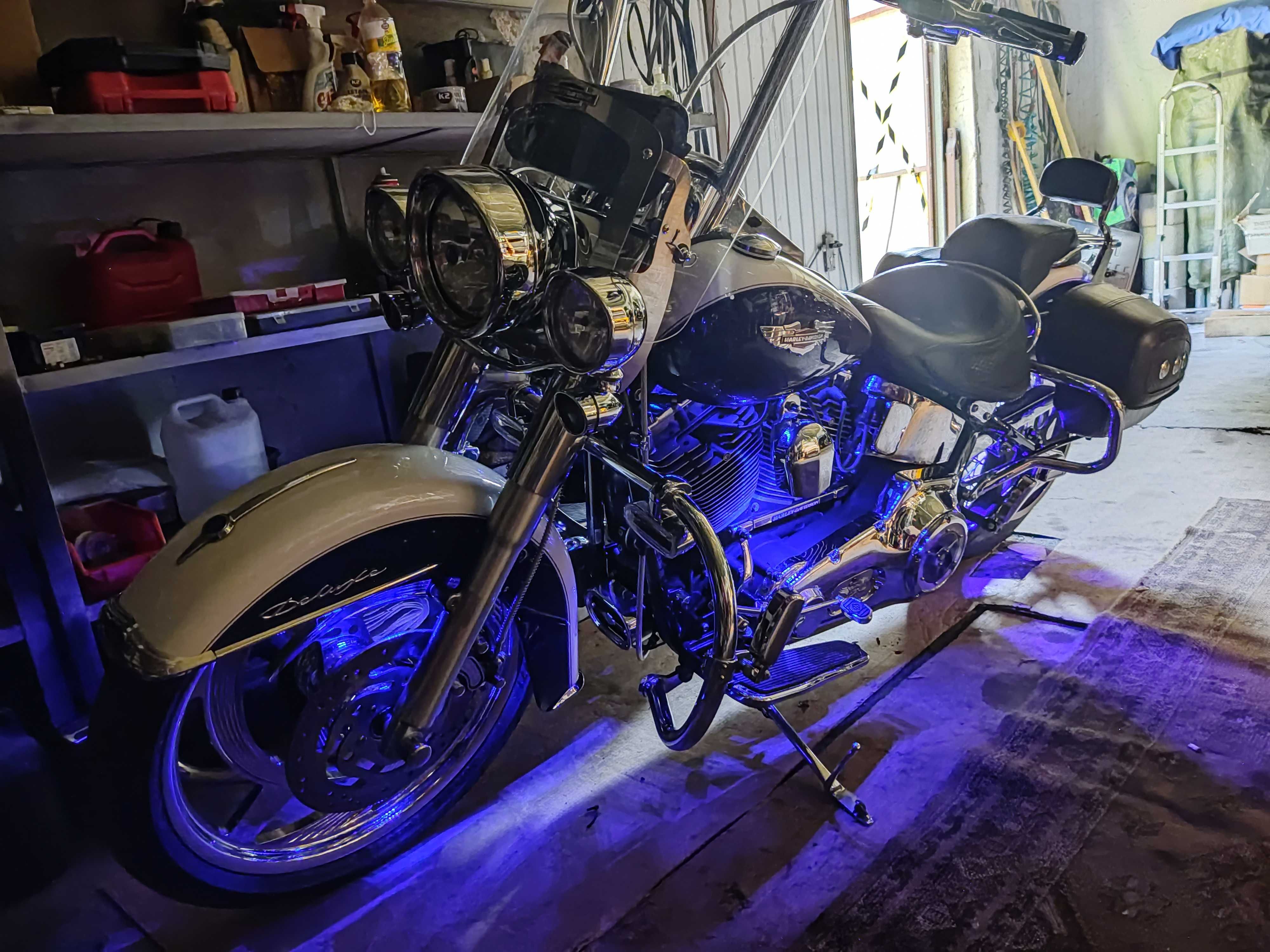 Harley Davidson Deluxe Nostalgia