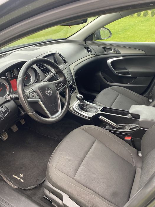Opel insignia 2009 2.0 130km sprowadzony wlochy do oplat