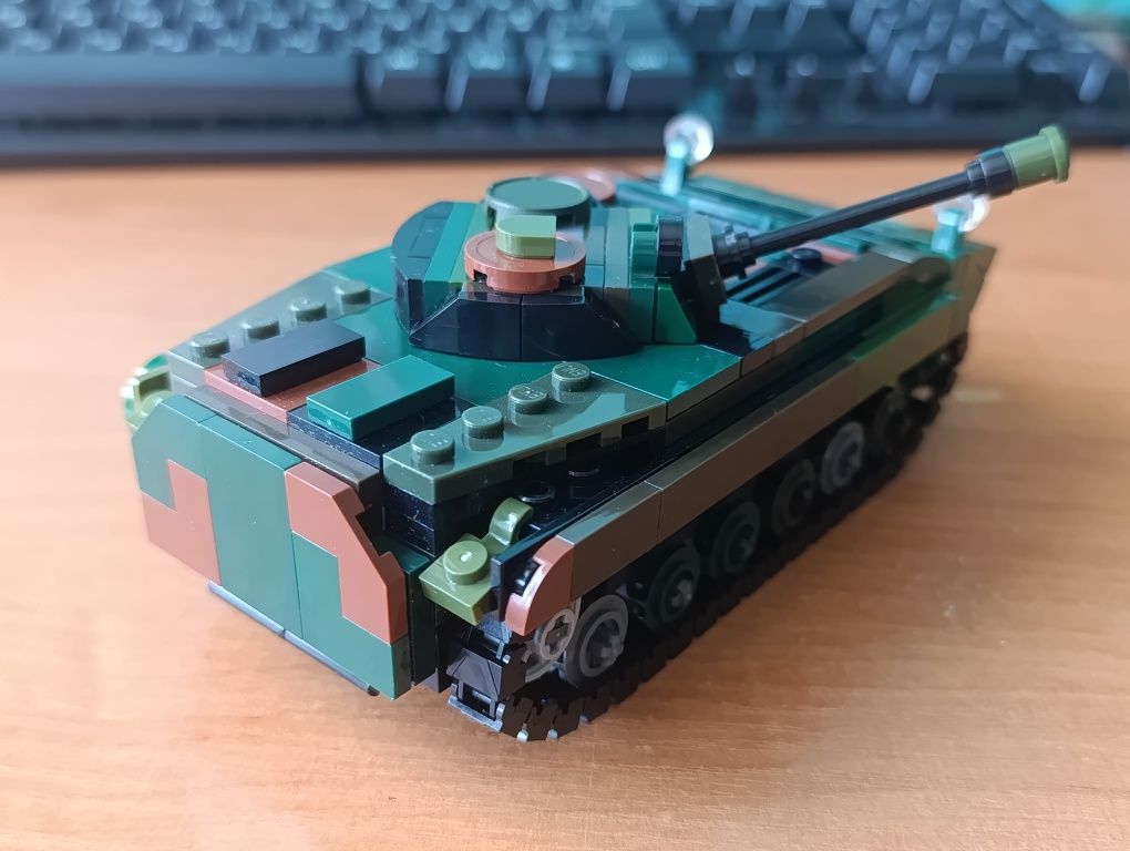 БМП-2 из Лего конструктора