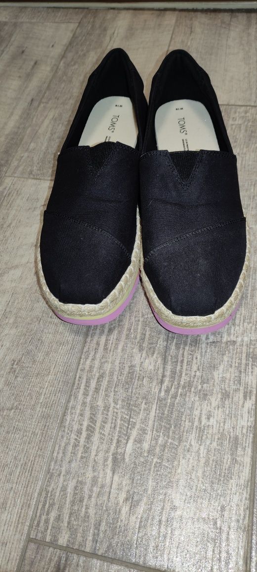 Сліпони жіночі TOMS, 42 розмір. Нові