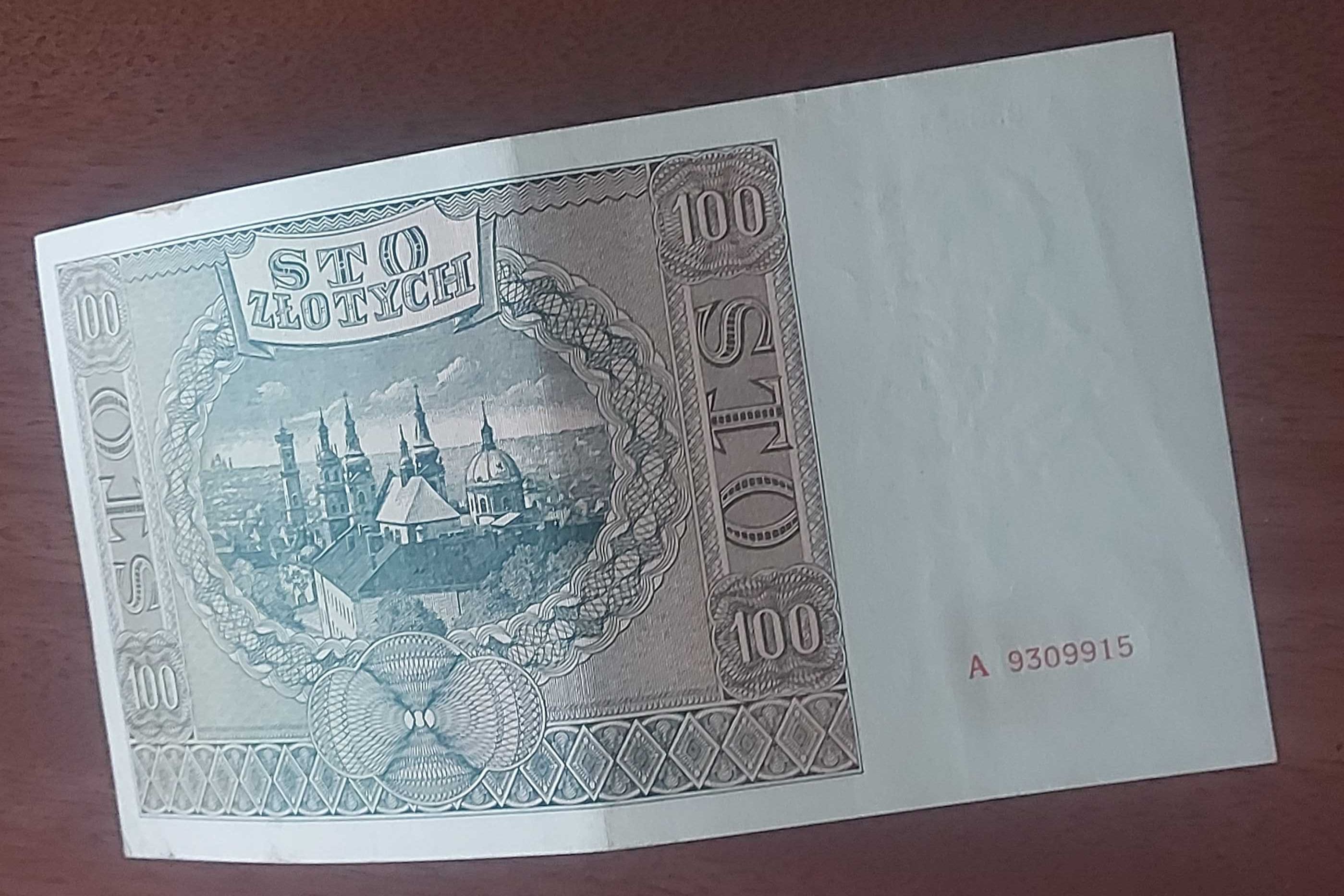 Banknot 100 złotych, emisja z datą 1941 rok.