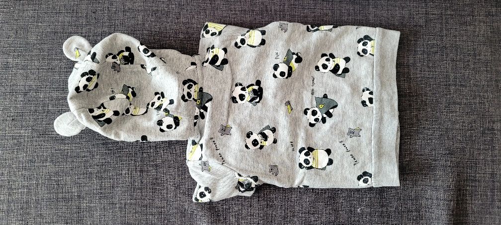 Bluza z kapturem motyw pandy rozmiar  62-68