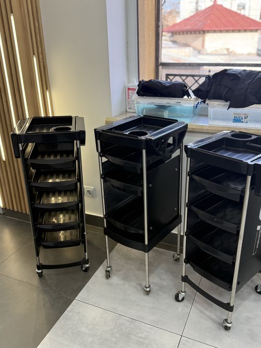 Візок/тележка/прмічник перукарський