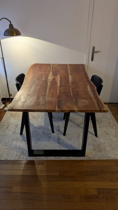 Conjunto de Mesa de Jantar + 2 Cadeiras