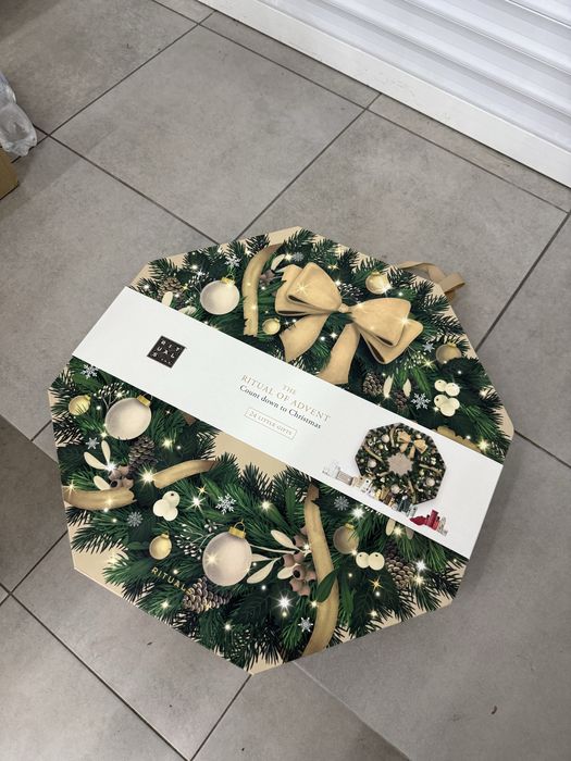 Адвент календарь від ритуалс advent rituals delux