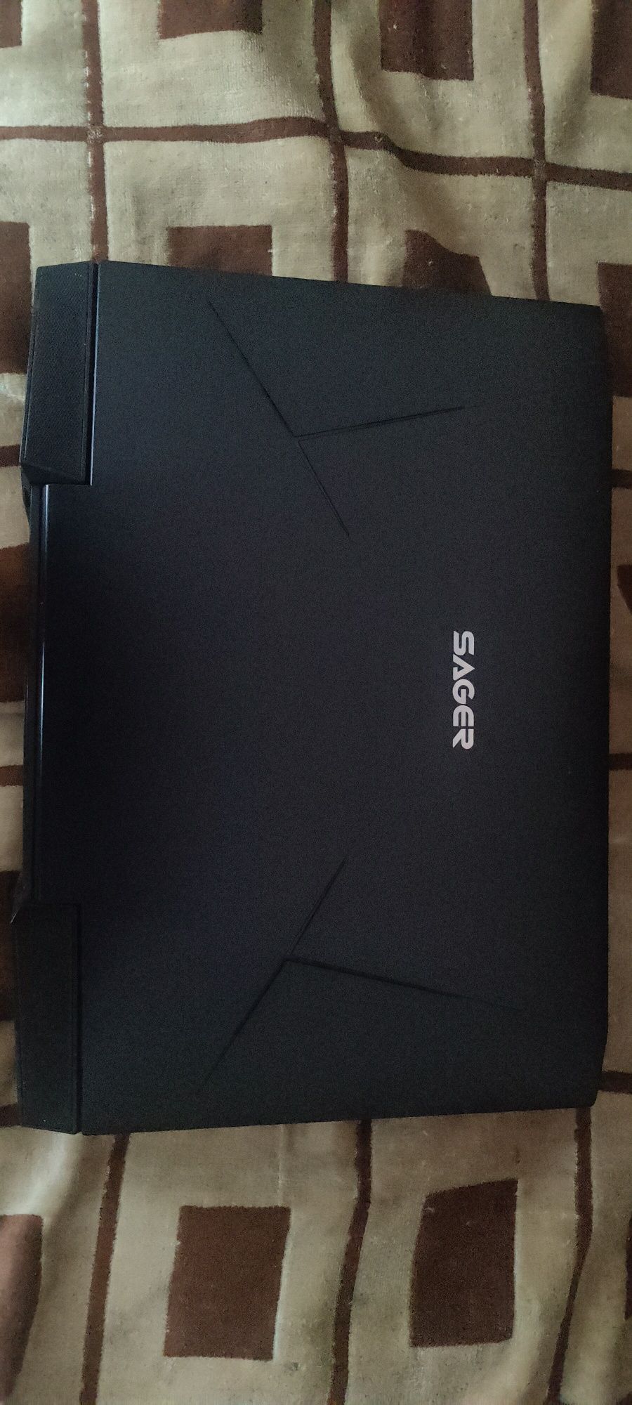 Sager clevo p870dm ноутбук под обновления апгрейд