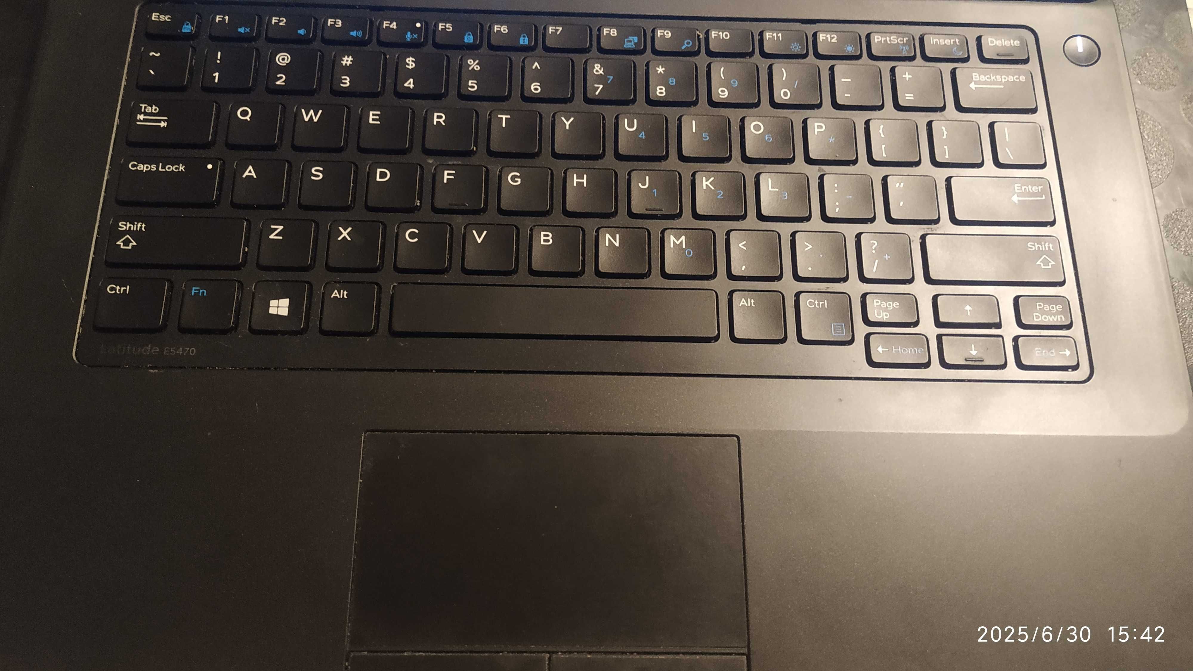 DELL E5470 I5 14" 8 ou 16GB RAM SSD240GB