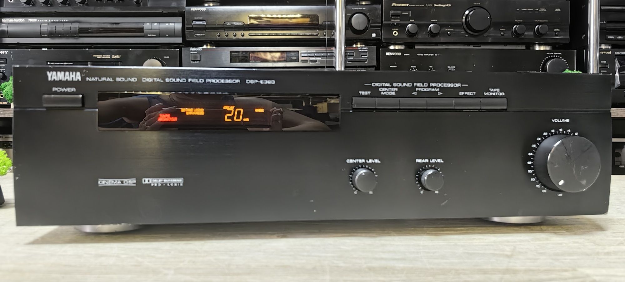 Підсилювач Yamaha DSP-E390/8Ω