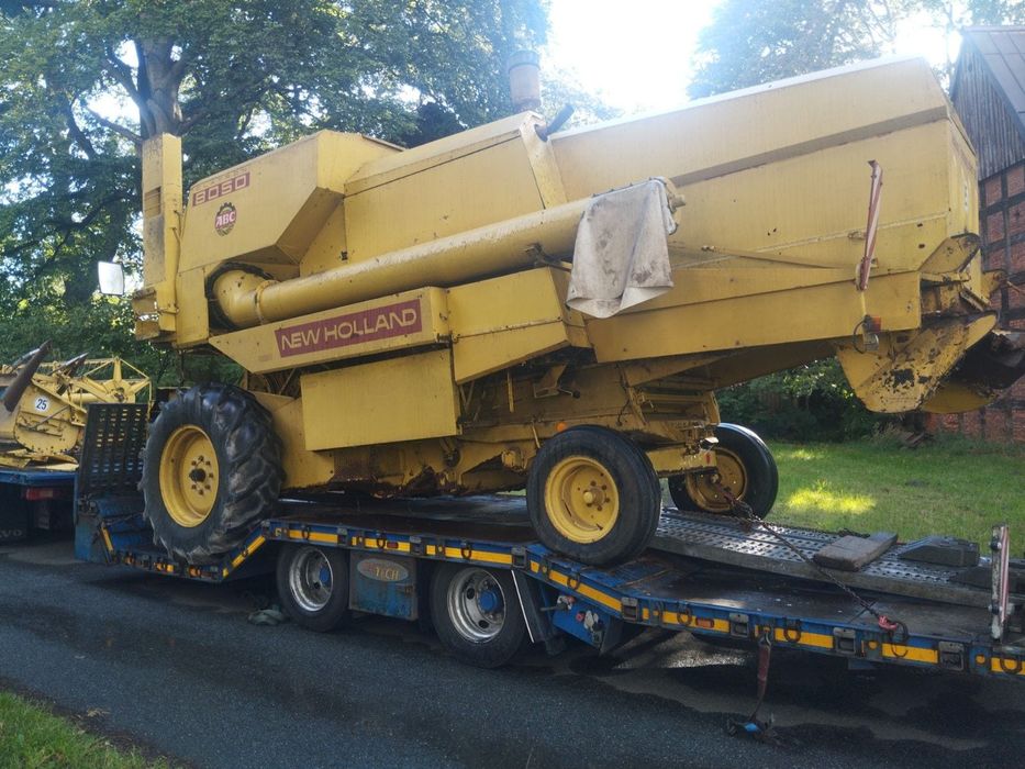 Kombajn New Holland 8030, 8040 , 8050 , 8060  silnik ford 6 cyl części