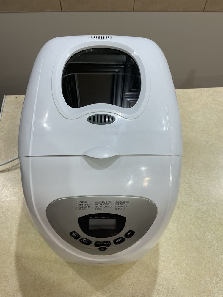 Хлібопіч Clatronic BBA 2605