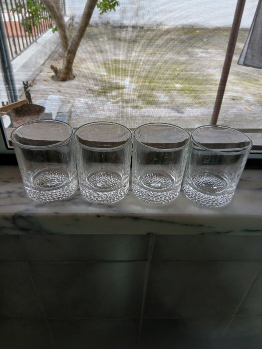 Copos de whisky antigos