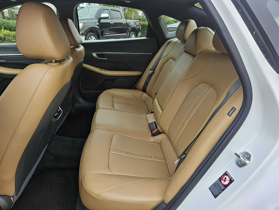 Hyundai Sonata      2021