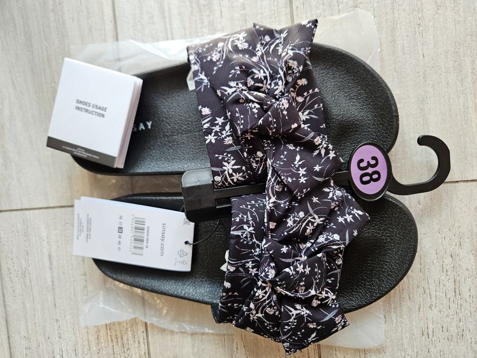 Слайди, шльопанці Sinsay, 37-38 розмір