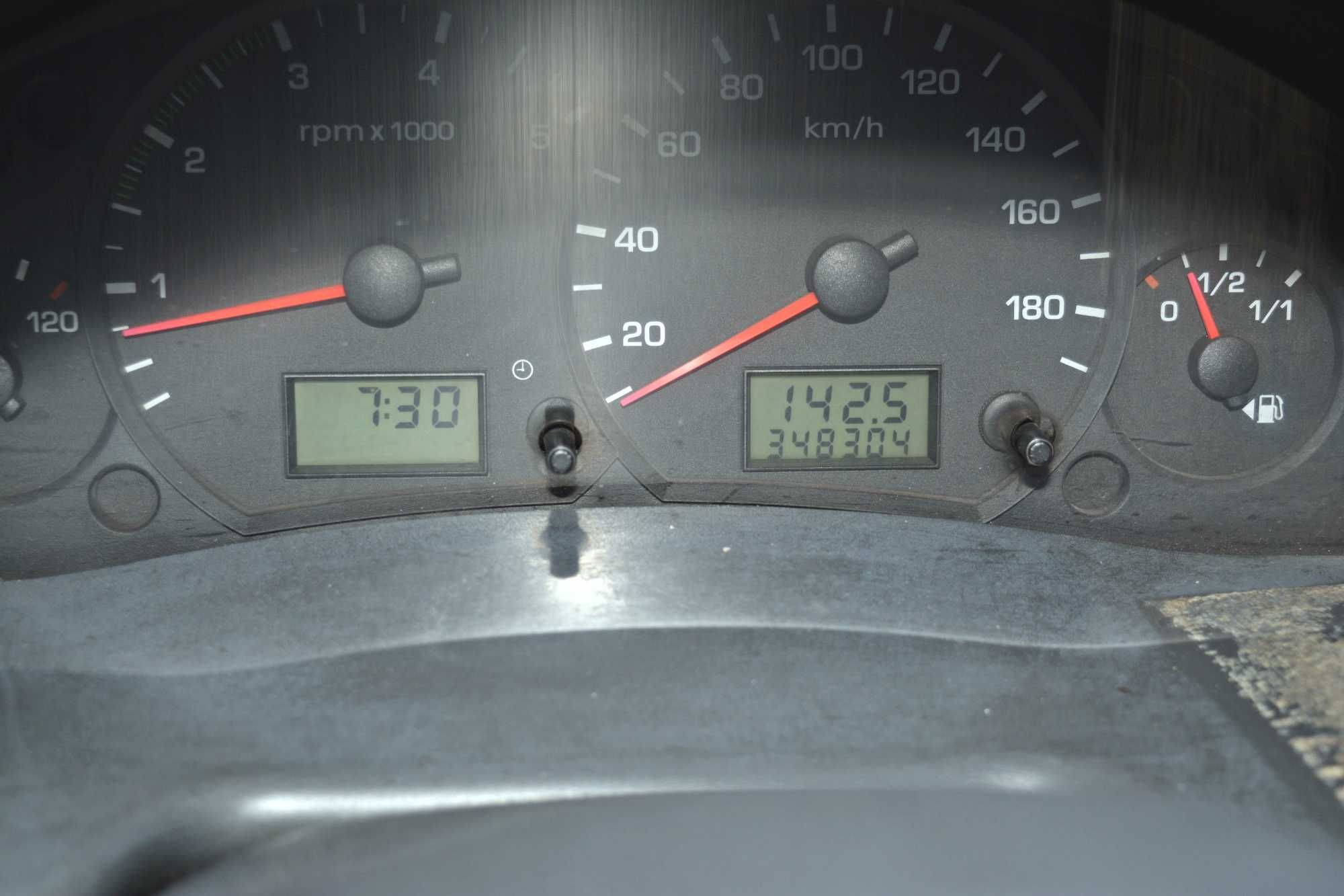 Ford Transit karetka sanitarna pojazd specjalny