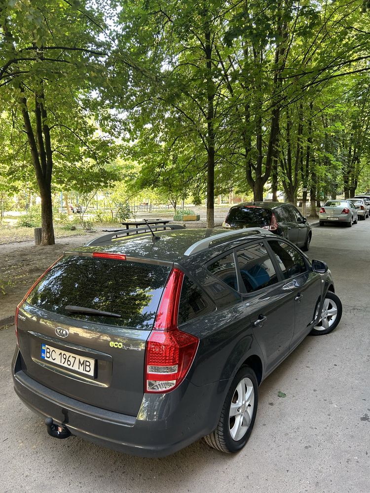 KIA Ceed 1,6 diesel !