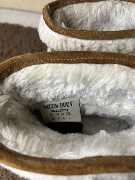 Жіночі  замшеві ботинки moon boot 38