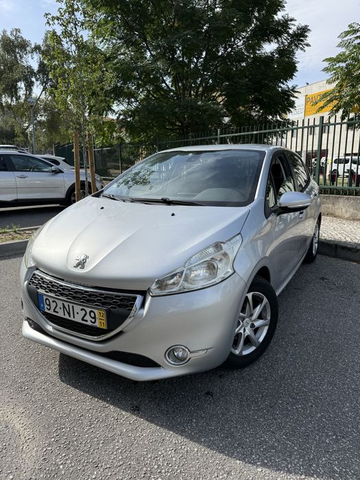 Peugueot 208 1.2 Style