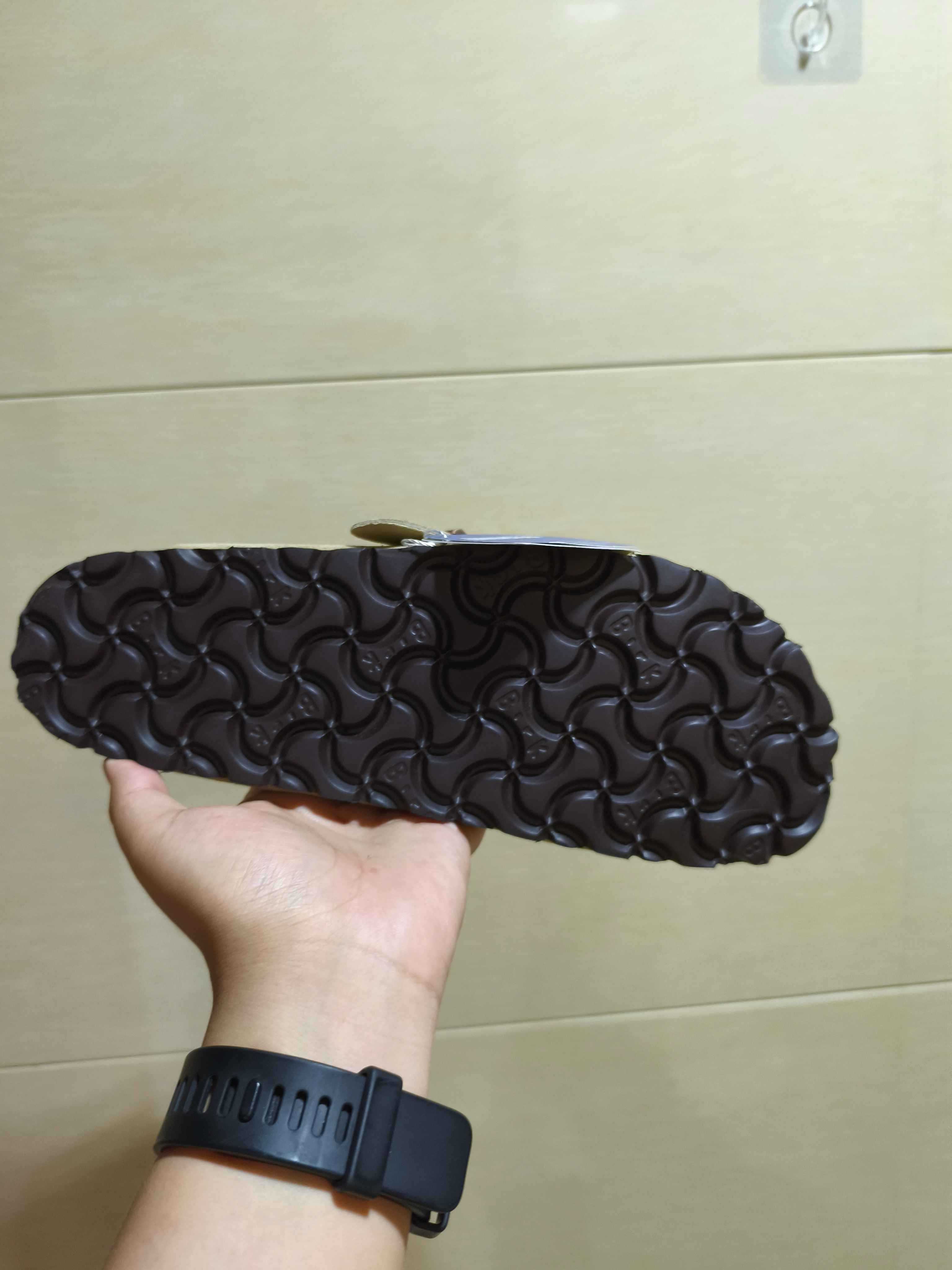 Birkenstock, damskie beżowe kapcie, rozmiar 43