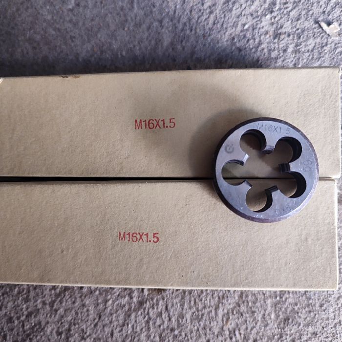 плашка, лерка М16*1.5