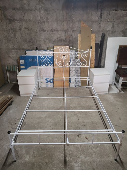 Cama antiga (restaurada)