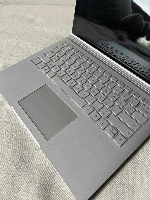 Microsoft Surface Book 3 – i7, 16GB RAM, Windows 11 Pro