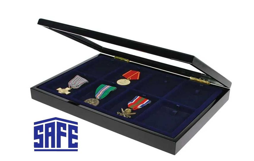 SAFE Premium Drewniana gablota na ordery i medale