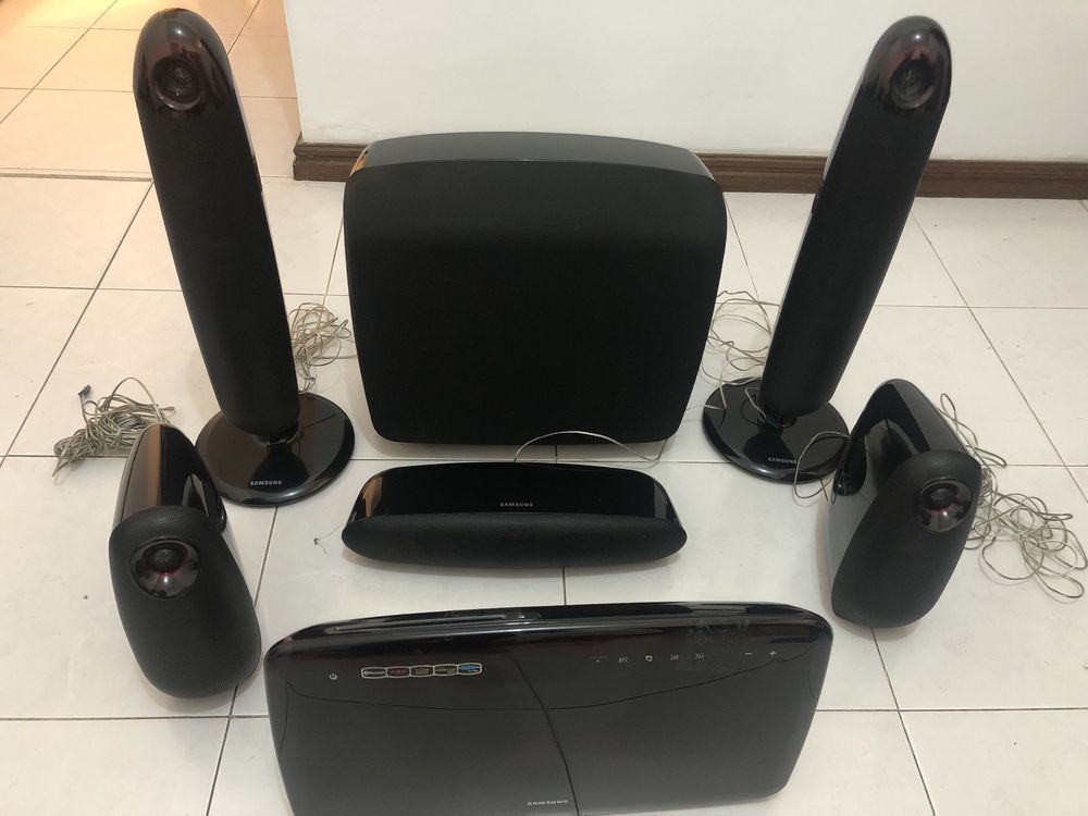 Aparelho Sansung home system HT-715
