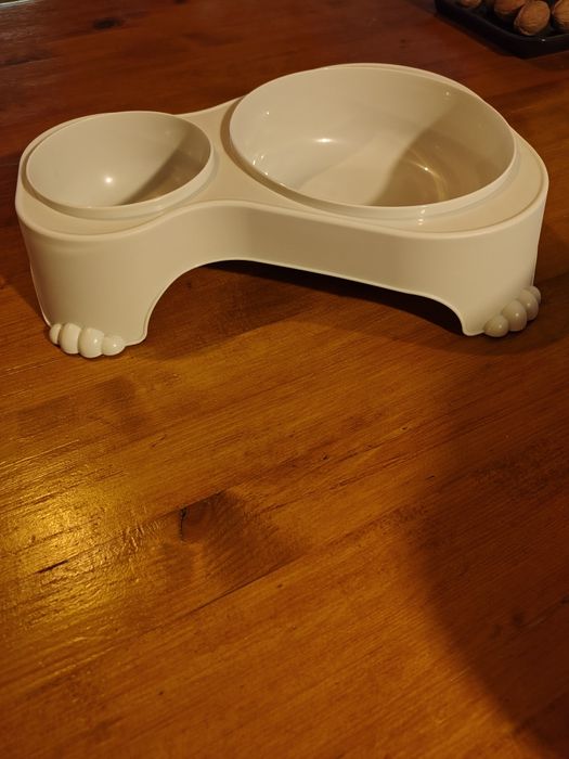 Miska na karmę dla kota lub psa