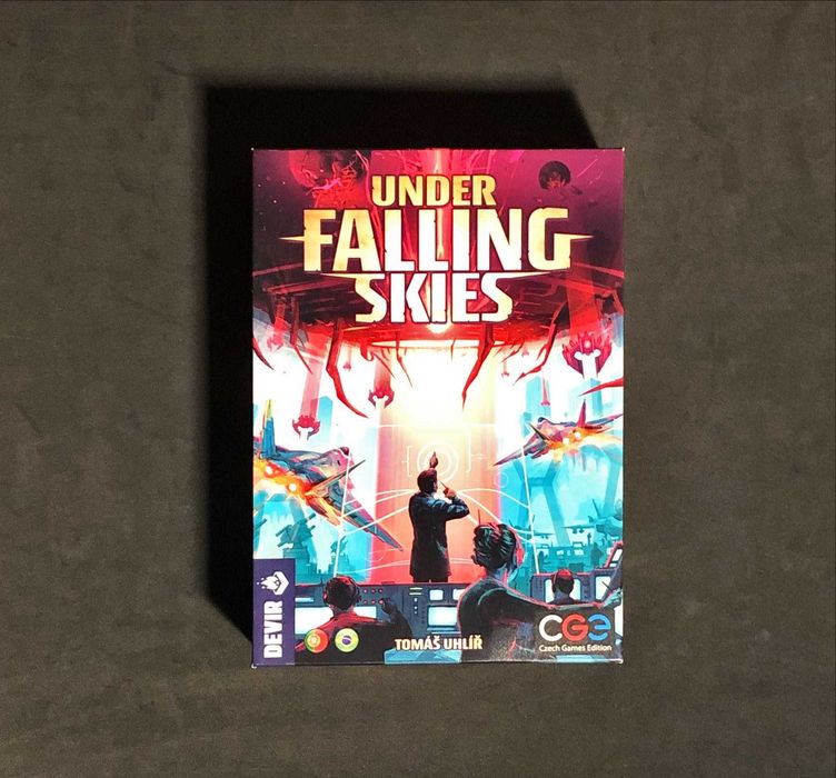 JOGO de Tabuleiro Under Falling Skies COMO NOVO Versão Portuguesa
