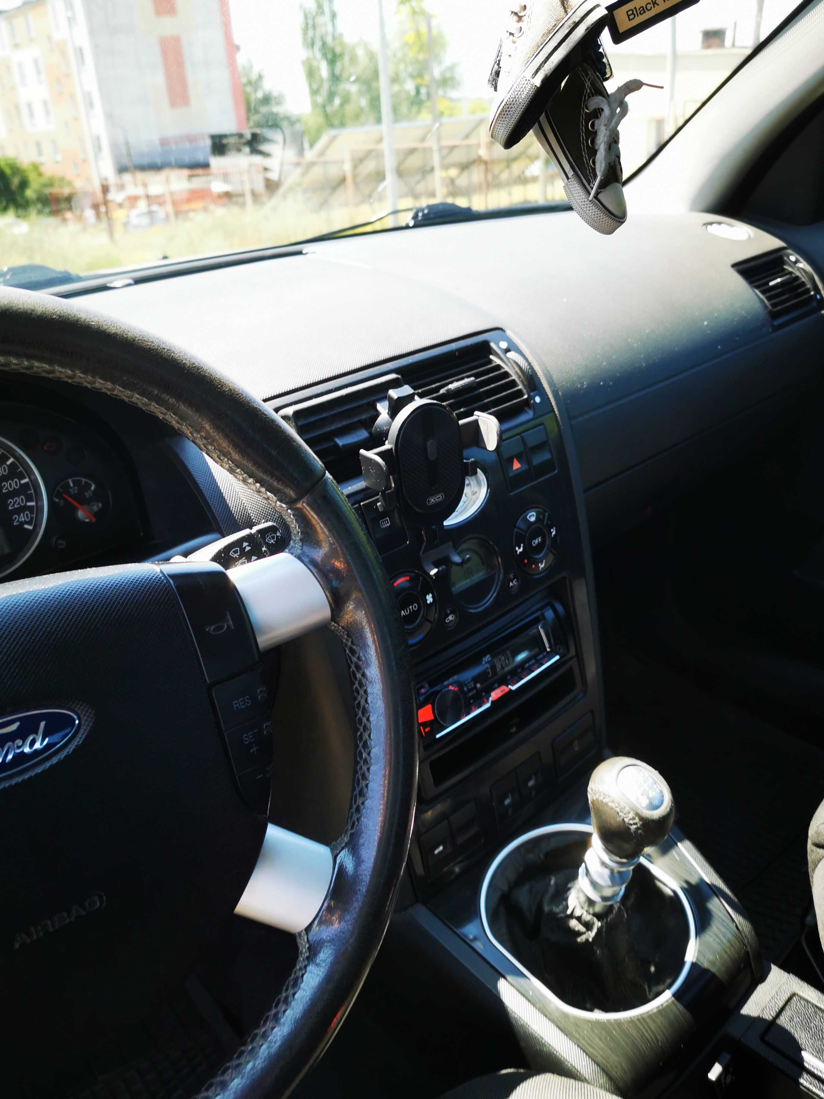 Sprzedam Ford Mondeo MK3 2.0benz/gaz 2001 przb 330 000